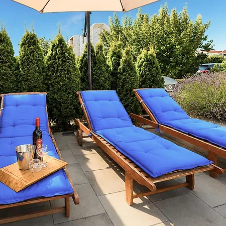 Private Pool Apartment Kakma