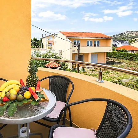 Private Pool Apartment